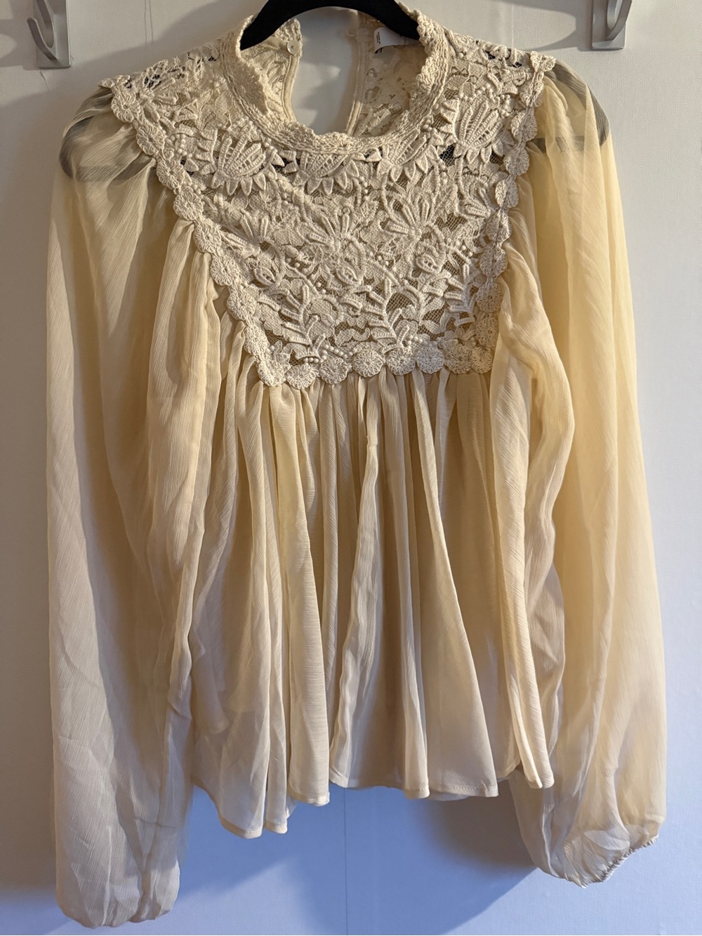 Mango Cream Lace Crochet Boho Blouse M Sheer Balloon Sleeve Romantic Top